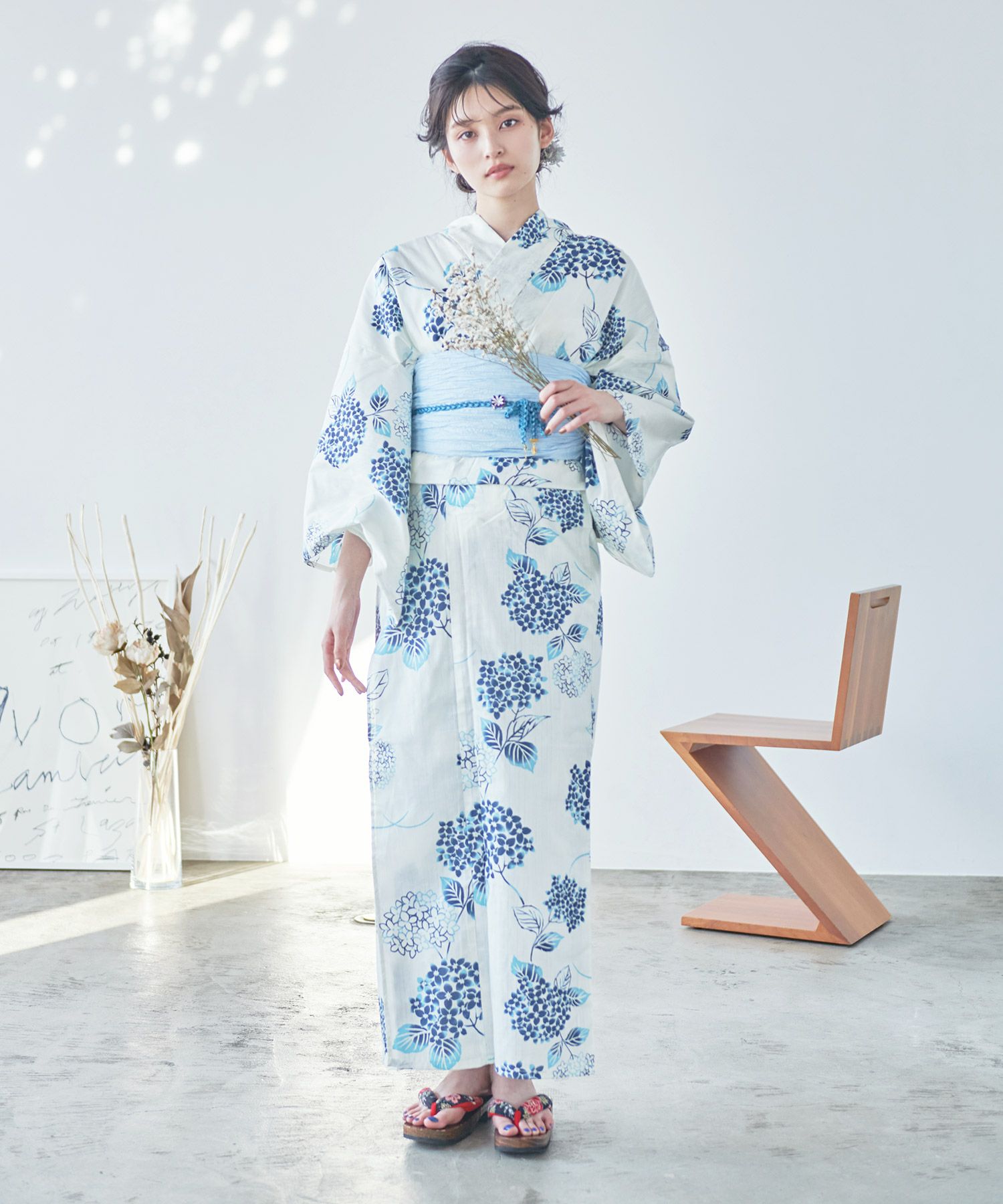 2025 浴衣5点セット(ゆかた・帯・下駄・着付けマニュアル・腰ひも 