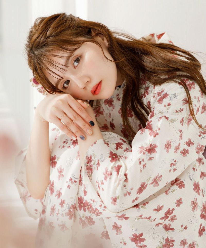 2025 浴衣5点セット(ゆかた・帯・下駄・着付けマニュアル・腰ひも