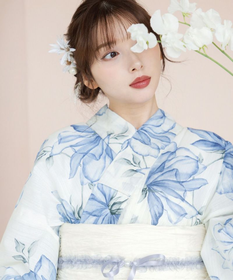 DITA 花柄 浴衣 ホワイト・ブルー Amazon.co.jp: dita 浴衣 湊色の乱菊重ね 花柄 ホワイト ブルー