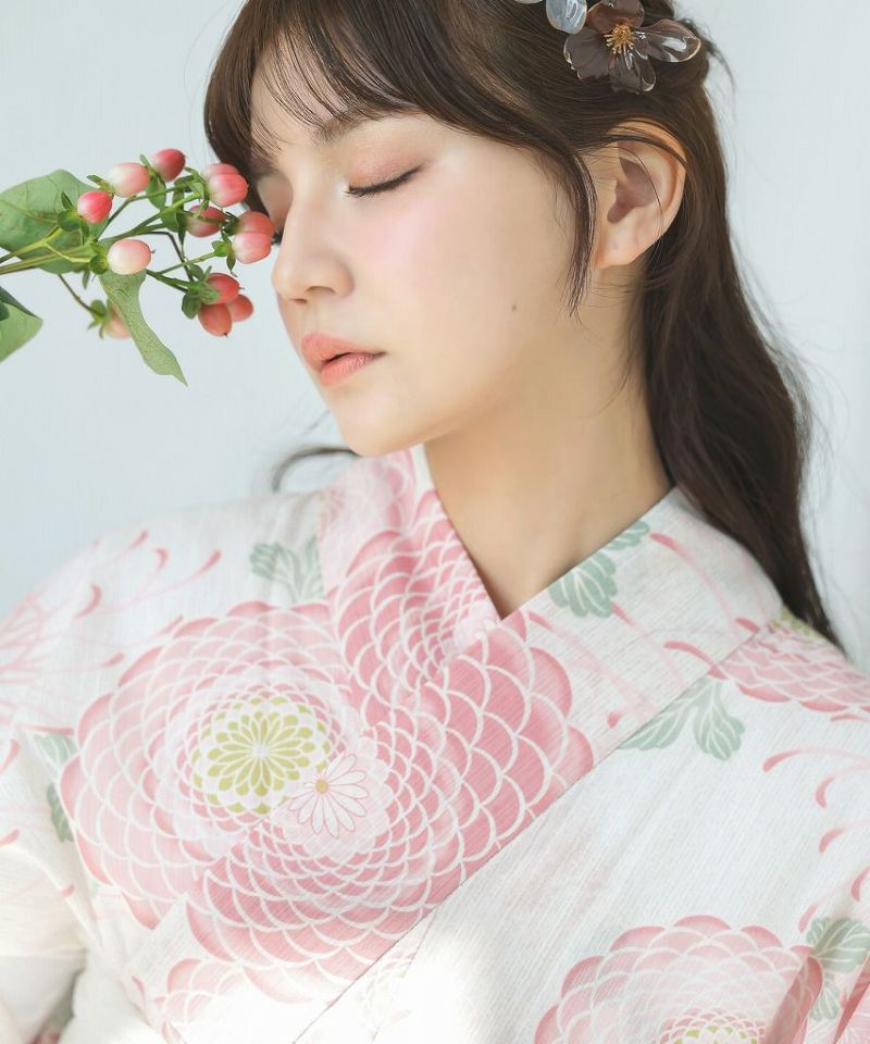 dazzy セパレート浴衣　花柄浴衣・帯・着付けガイド4点セット　おまけ付き dazzy セパレート浴衣 花柄浴衣・帯・着付けガイド4点セット